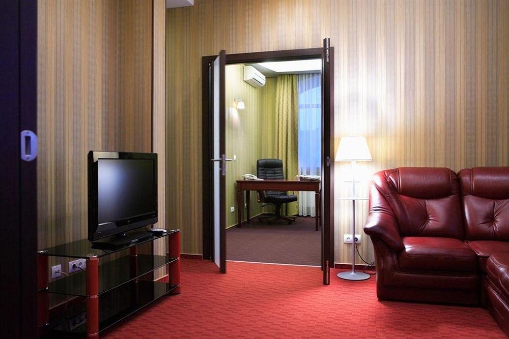 Victoria Hotel Charkov Pokoj fotografie
