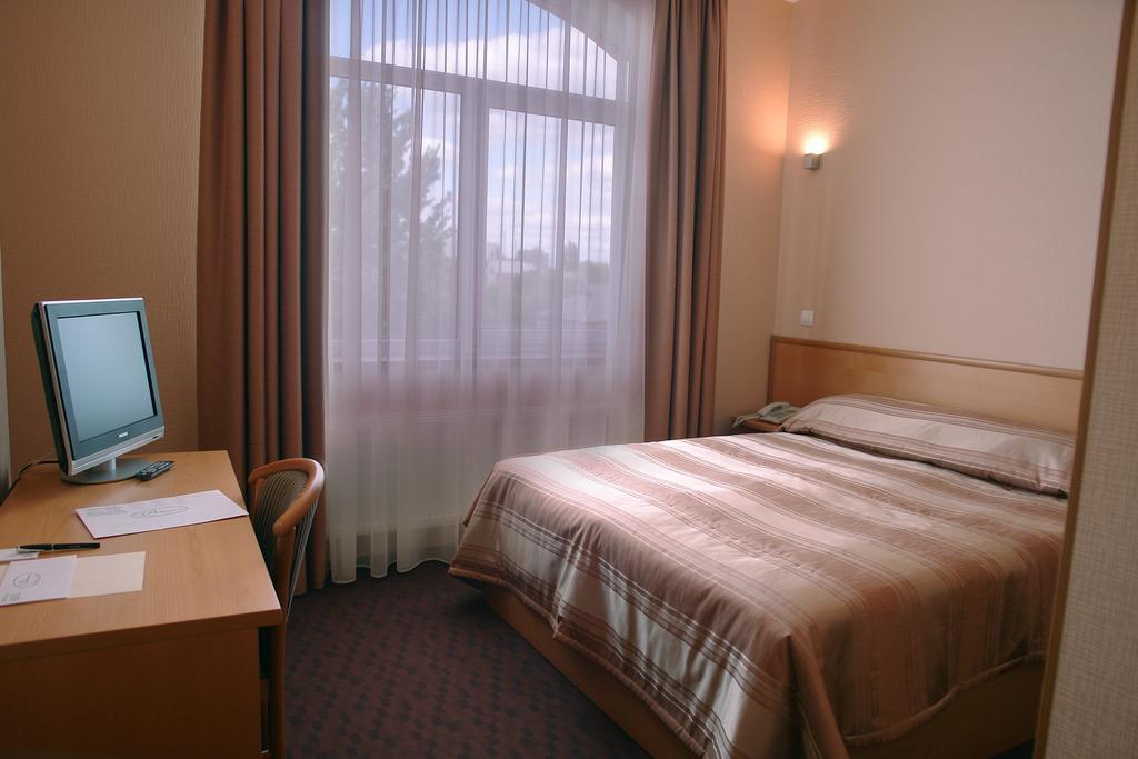 Victoria Hotel Charkov Pokoj fotografie